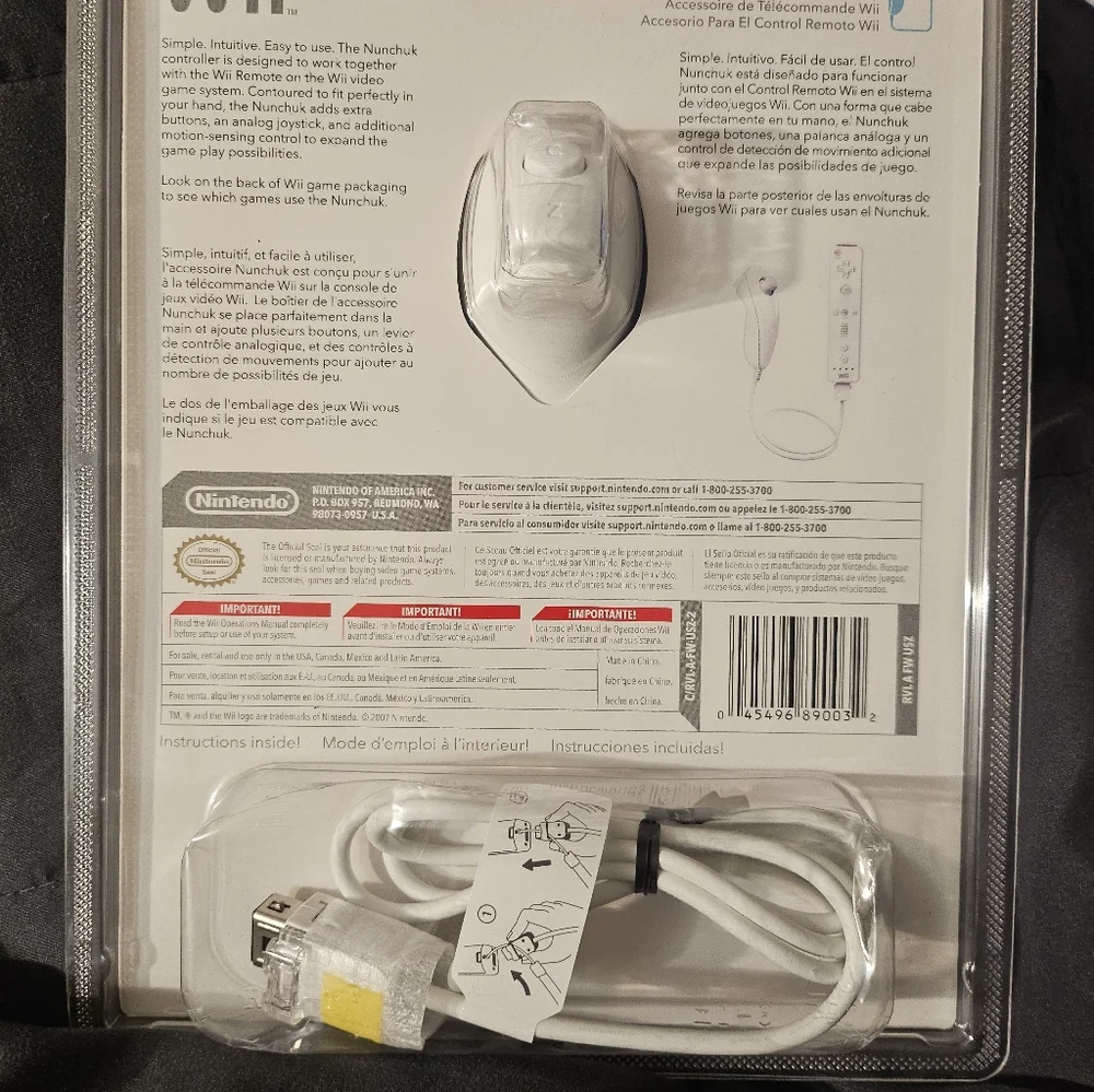 Wii Nunchuck ~ White ~ Nintendo Official OEM‎ Nunchuk Controller ~ New/Sealed